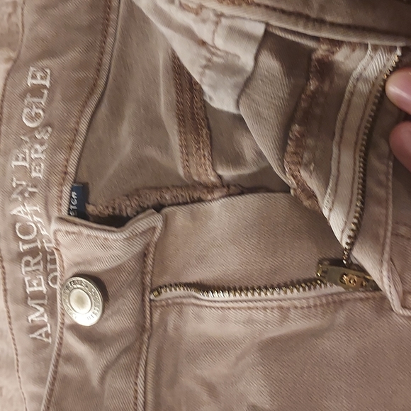 American Eagle Shorts - Picture 5 of 7